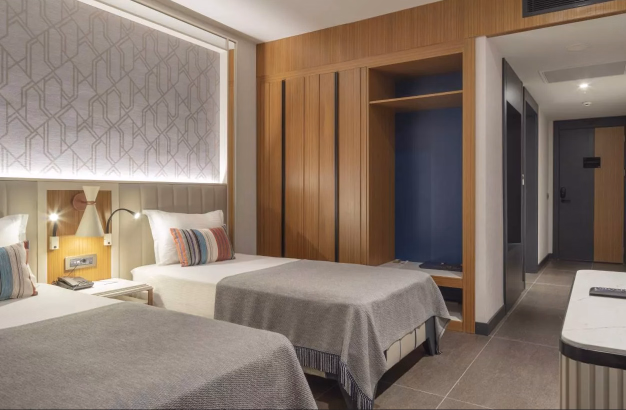 Mylome Luxury Hotel & Resort