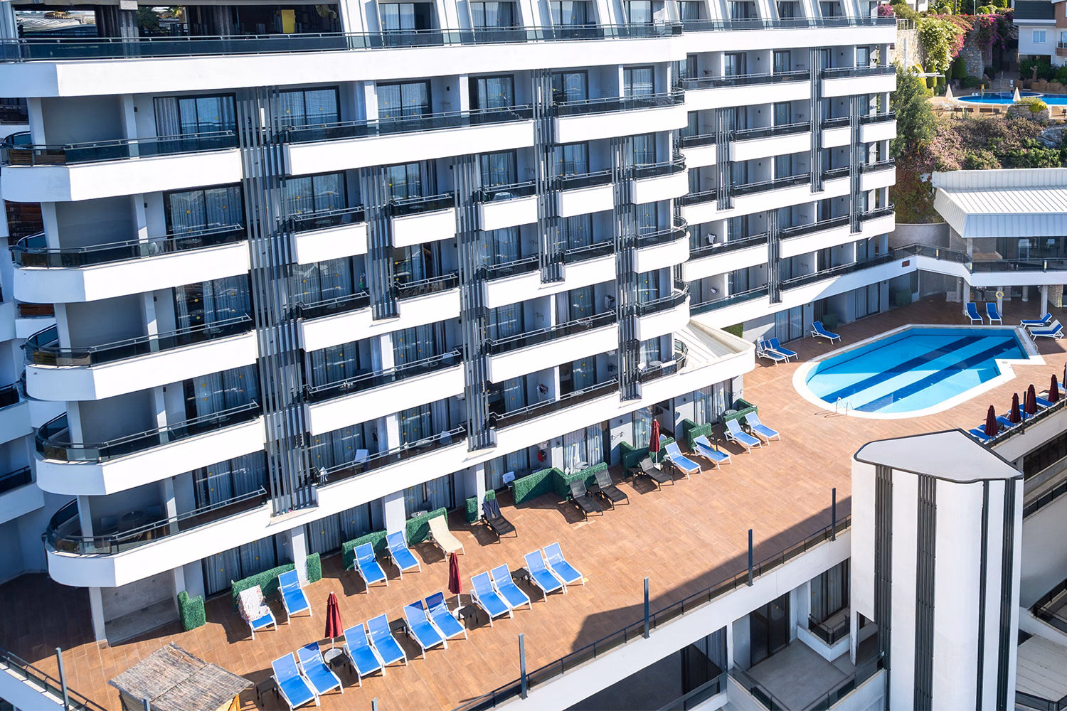 NoxInn Deluxe Hotel