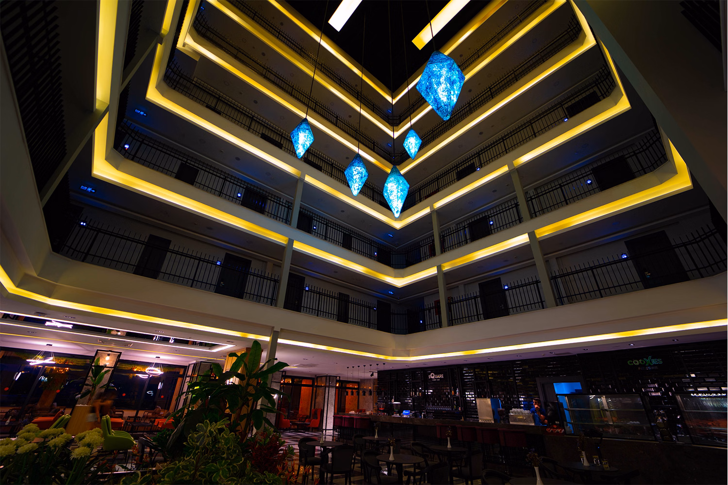 NoxInn Deluxe Hotel