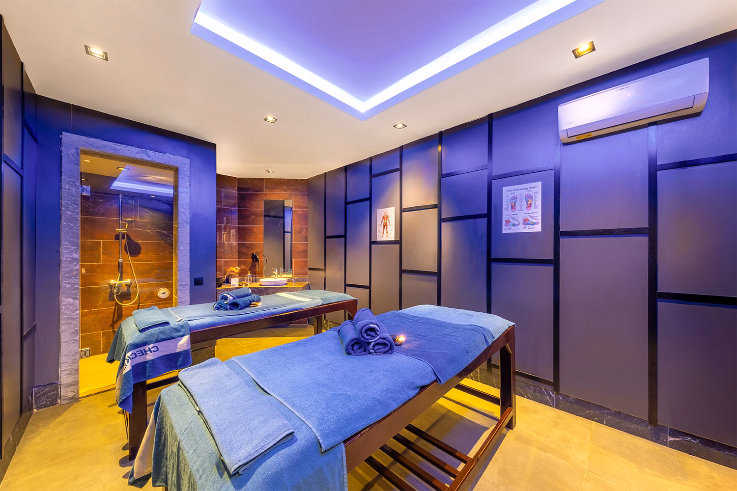 NoxInn Deluxe Hotel