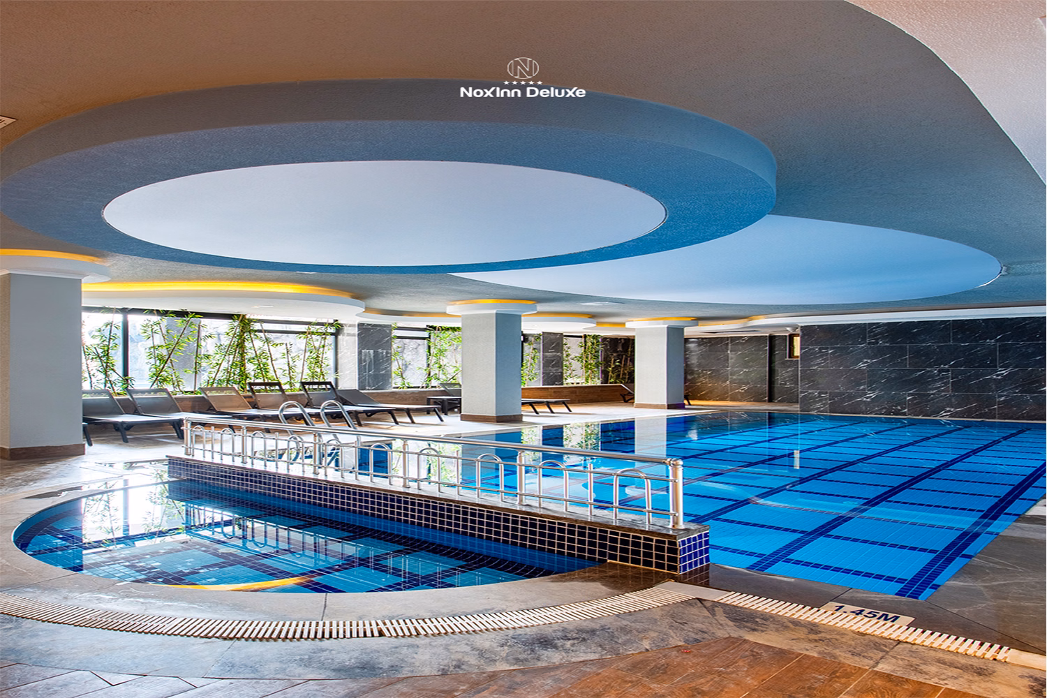 NoxInn Deluxe Hotel