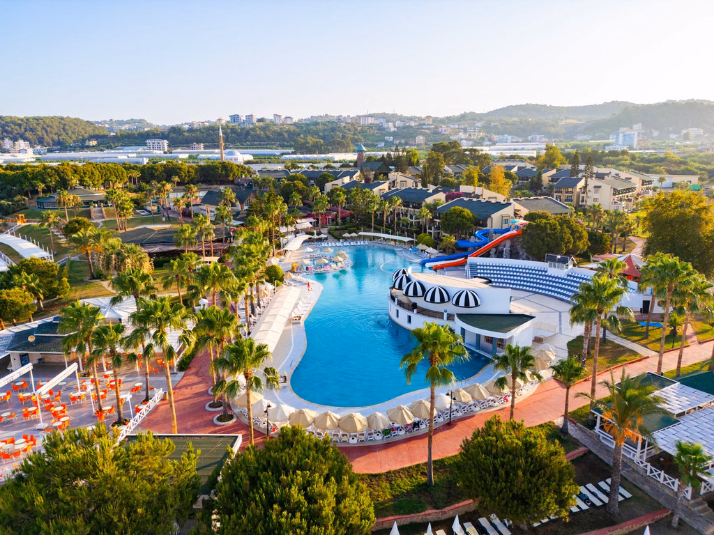 Oz Hotels İncekum Beach Resort