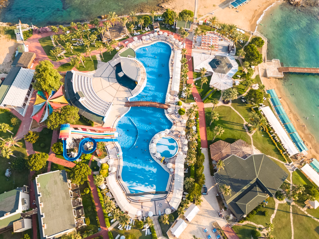 Oz Hotels İncekum Beach Resort