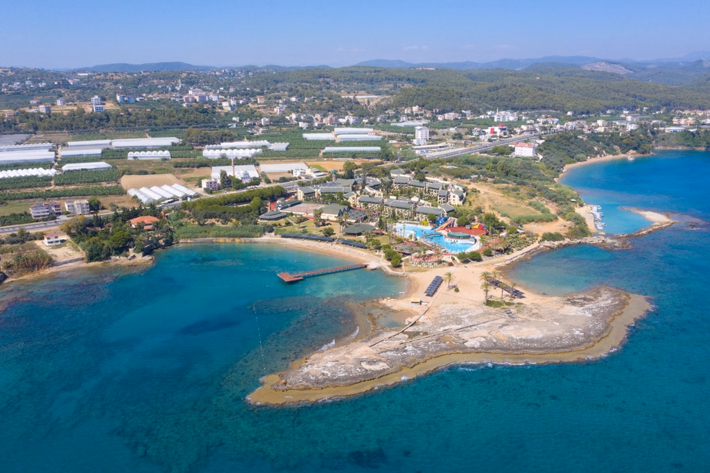 Oz Hotels İncekum Beach Resort