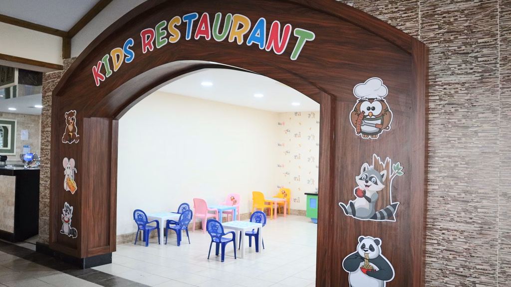 Oz Hotels İncekum Beach Resort