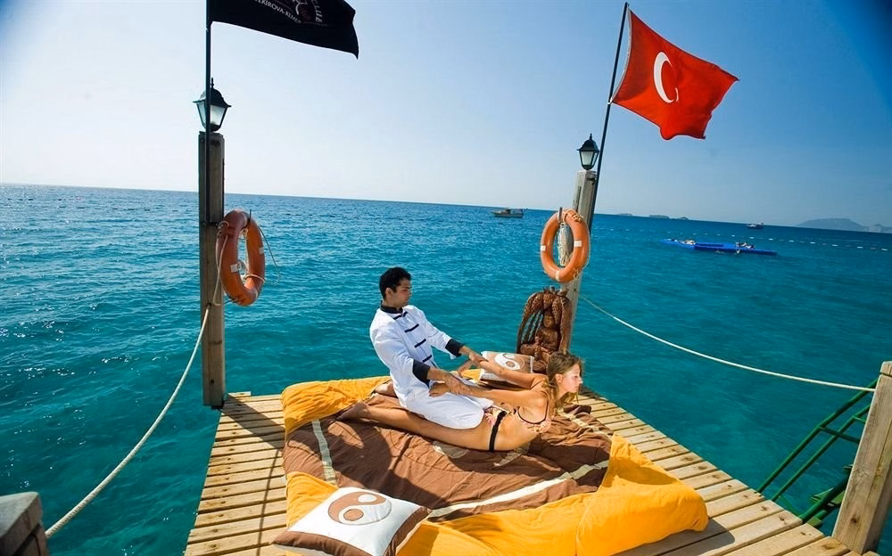 Pirate's Beach Club