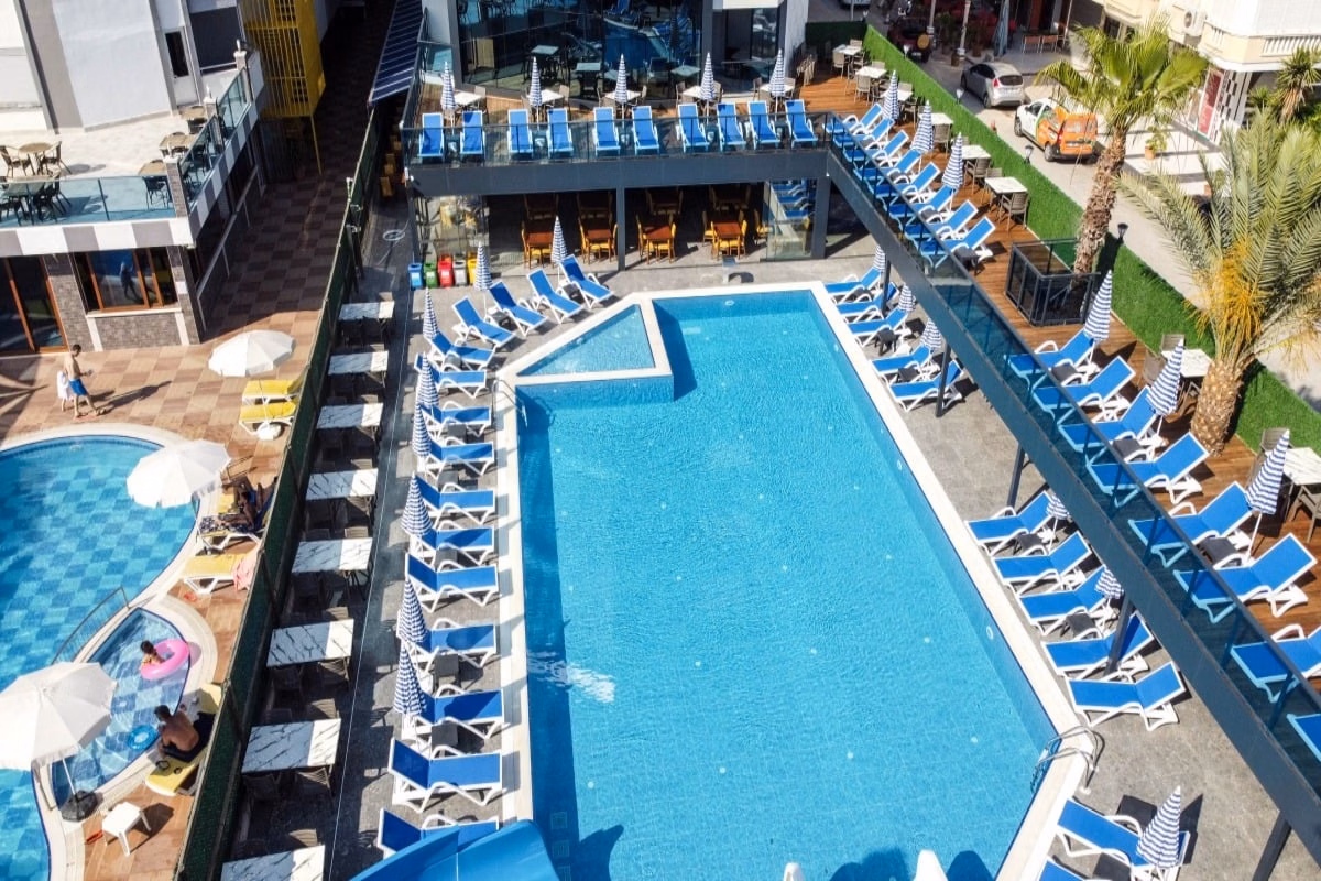 Relax Beach Hotel