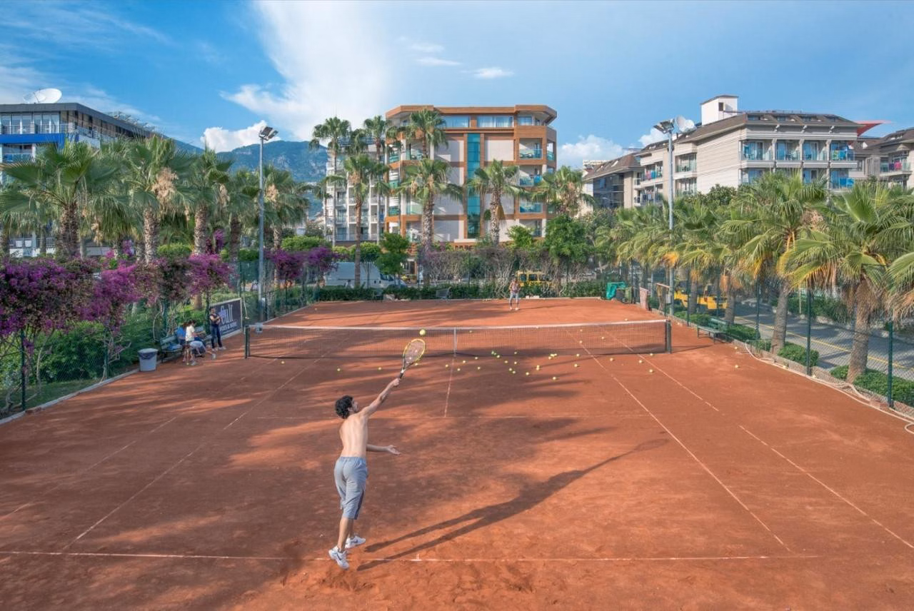 Riviera Hotel & Spa