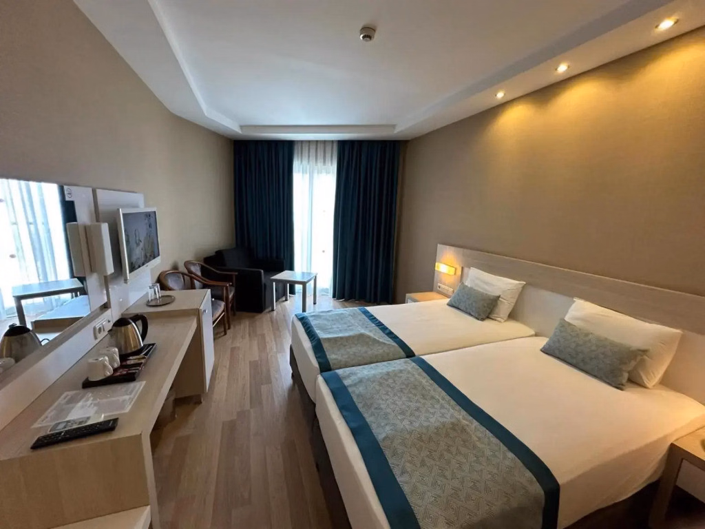 Riviera Hotel & Spa