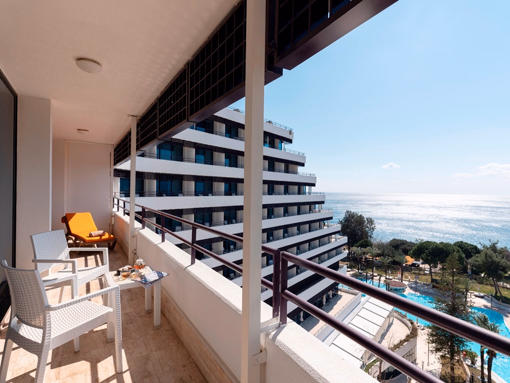 Rixos Downtown Antalya - The Land of Legends Access