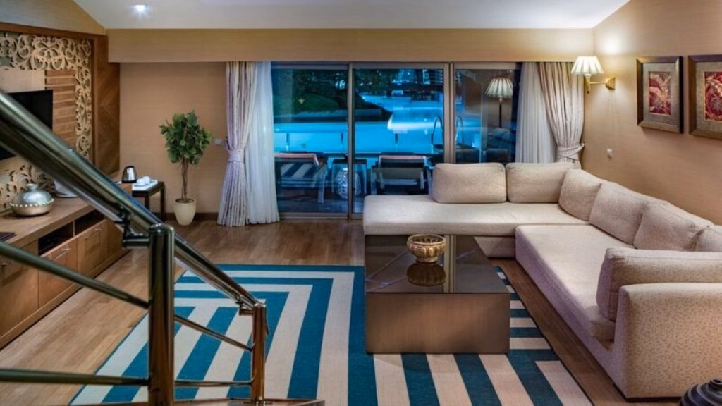 Rixos Sungate