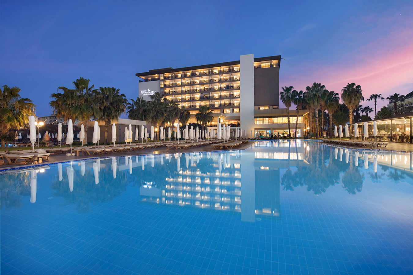 Royal Garden Beach Hotel