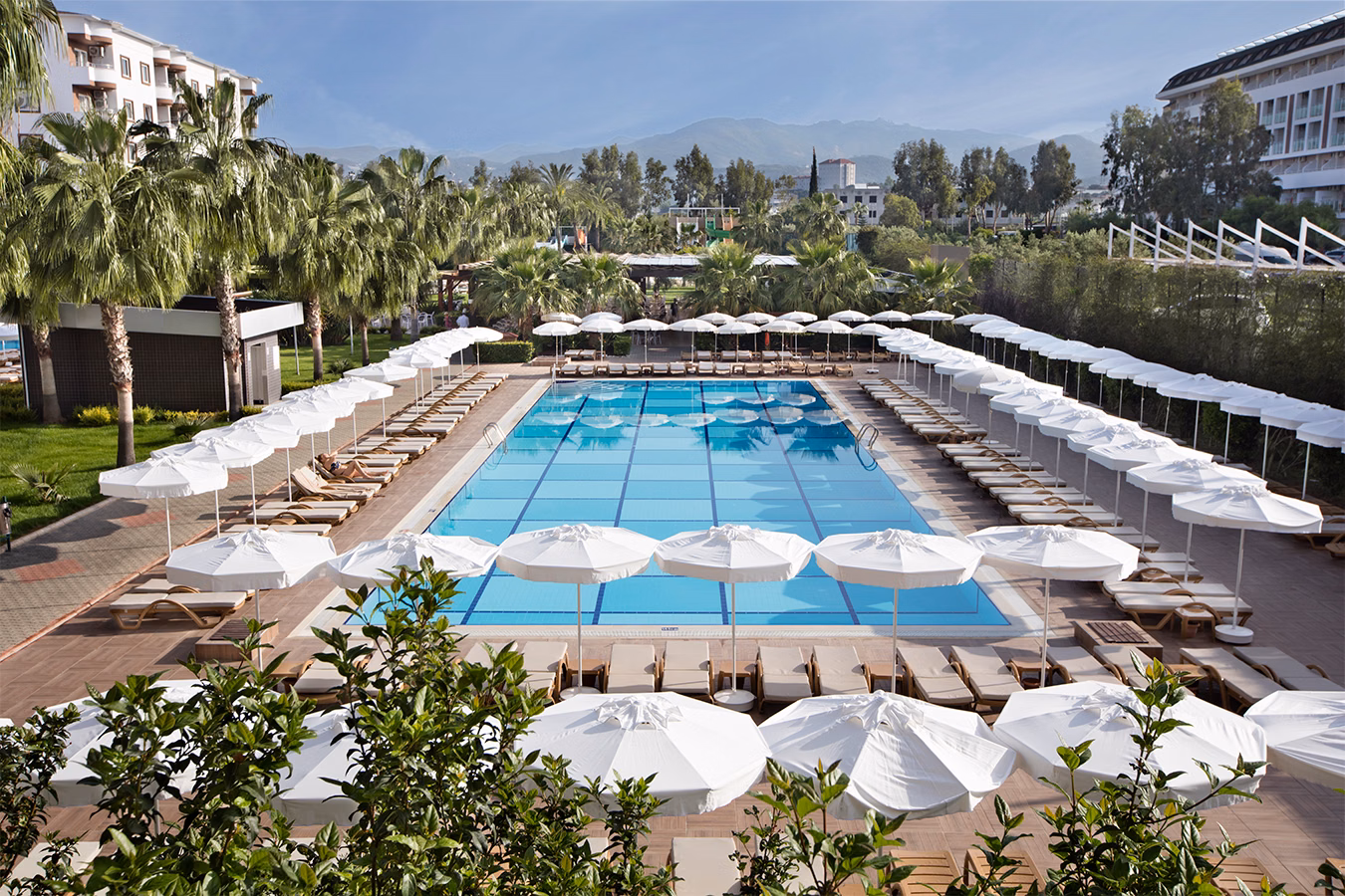 Royal Garden Beach Hotel