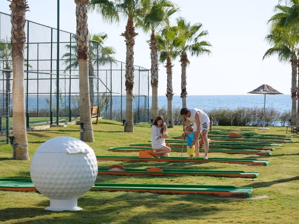 Rubi Platinum Spa Resort & Suites