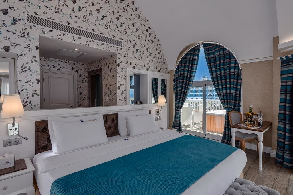 Rubi Platinum Spa Resort & Suites