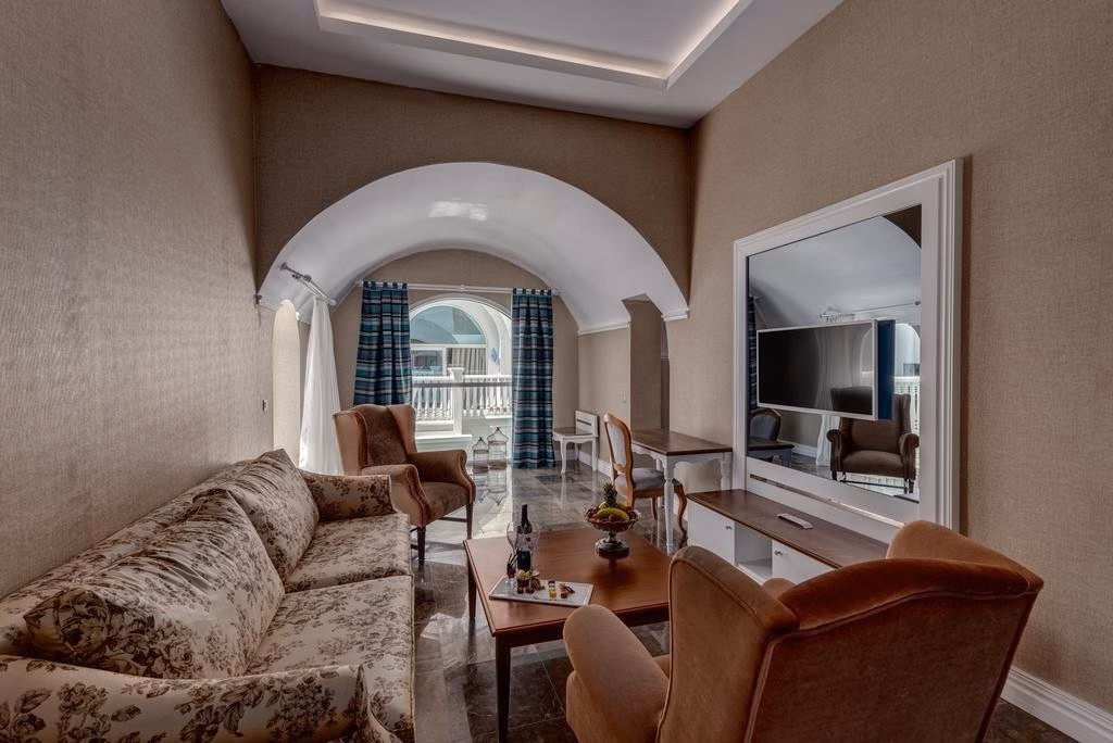Rubi Platinum Spa Resort & Suites