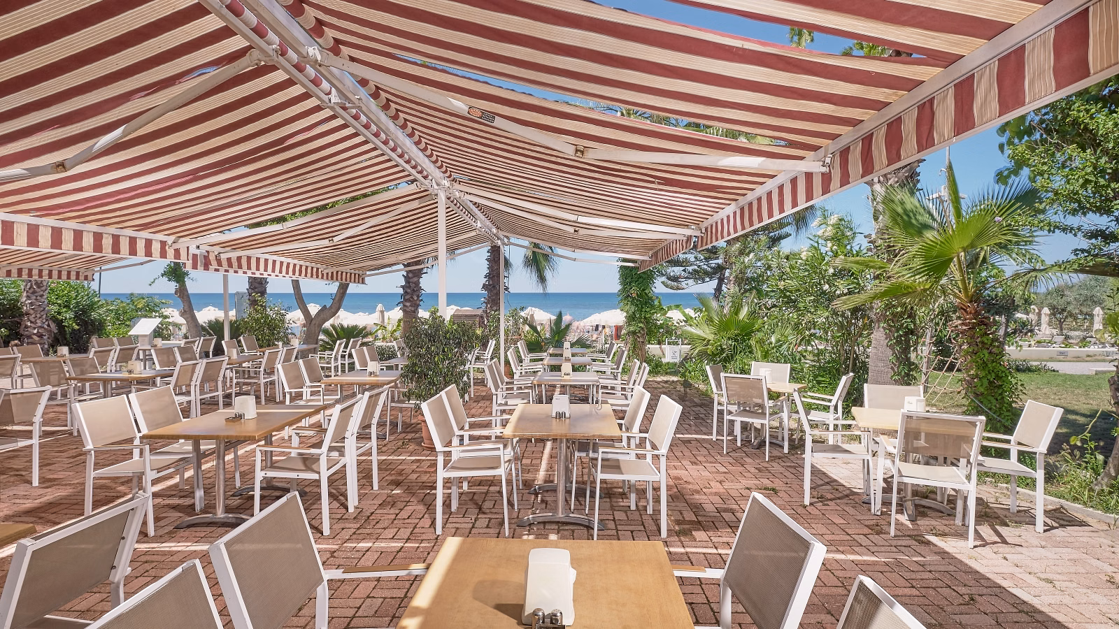 Seaden Corolla Hotel