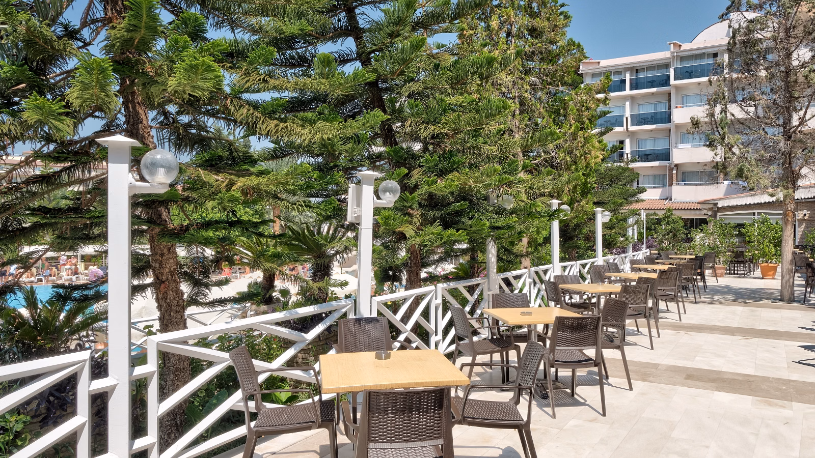Seaden Corolla Hotel