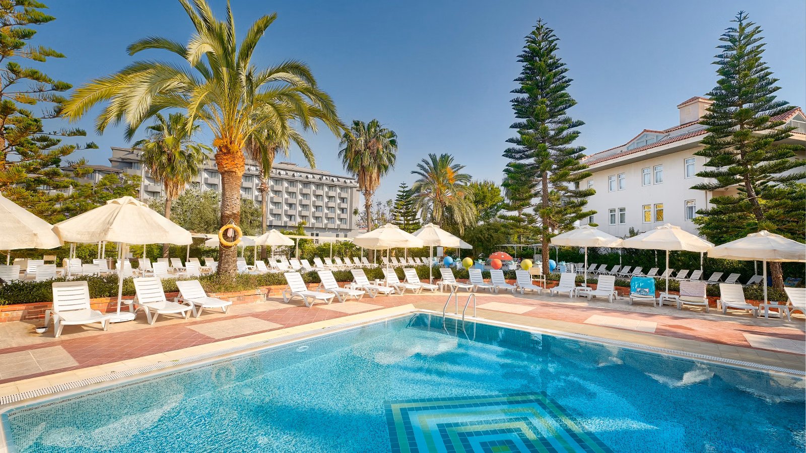 Seaden Corolla Hotel