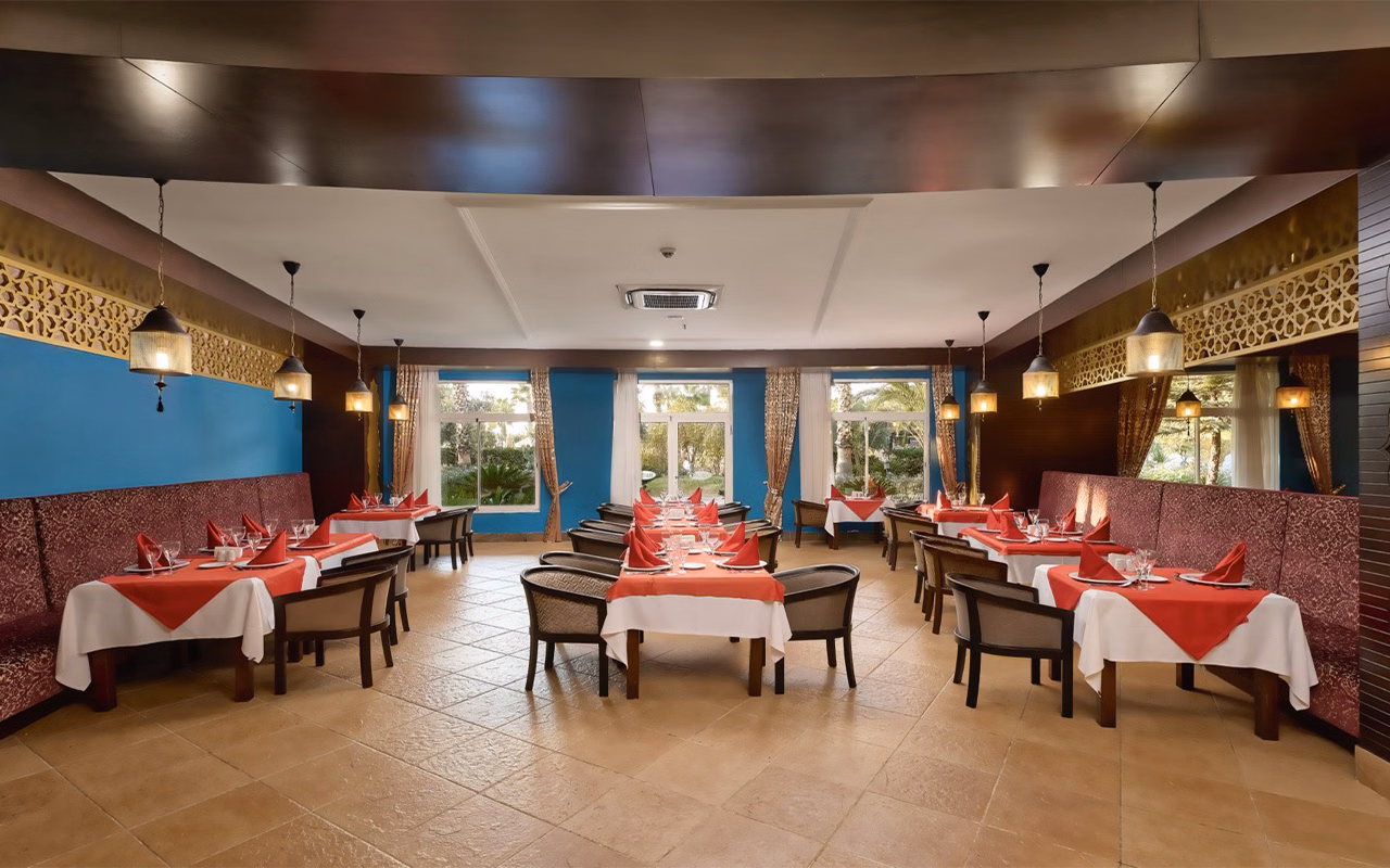 Seaden Sea World Resort & Spa