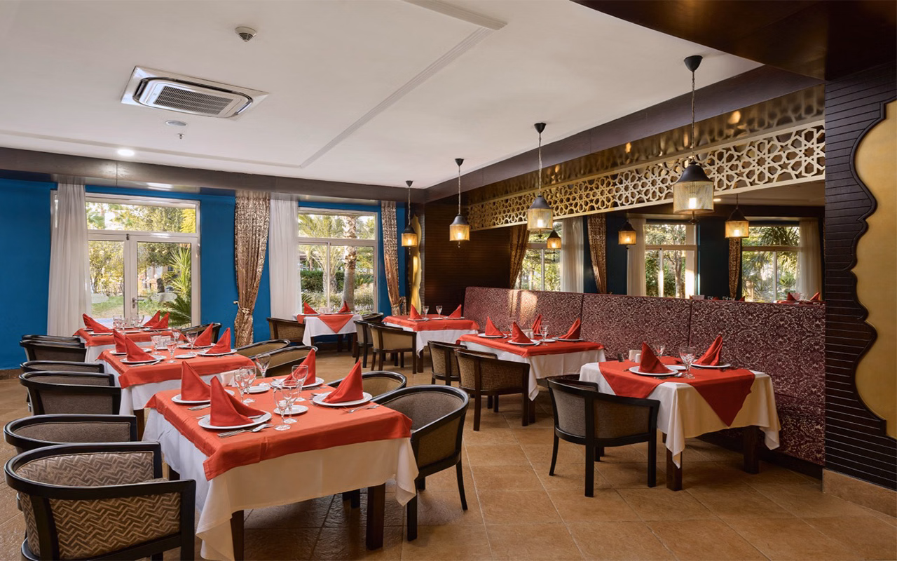 Seaden Sea World Resort & Spa