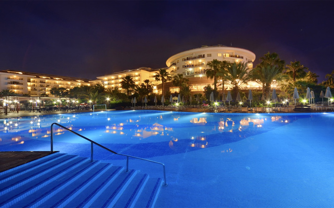 Seaden Sea World Resort & Spa