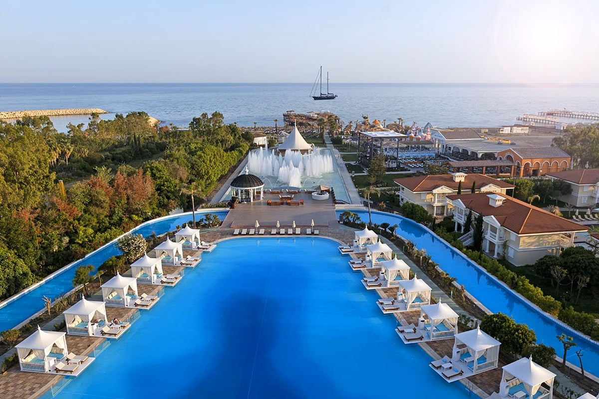 Titanic Mardan Palace