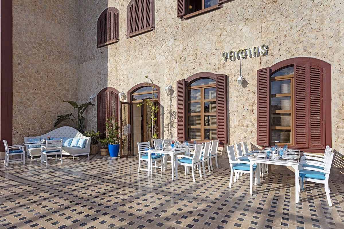 Titanic Mardan Palace