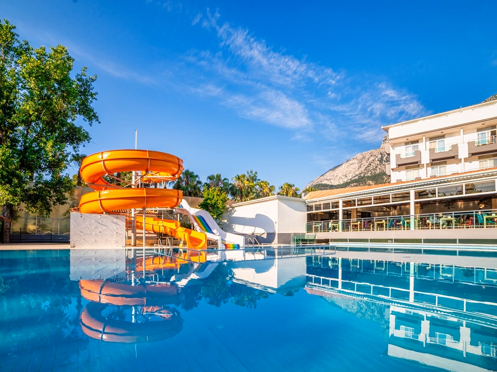 Transatlantik Beach Hotel
