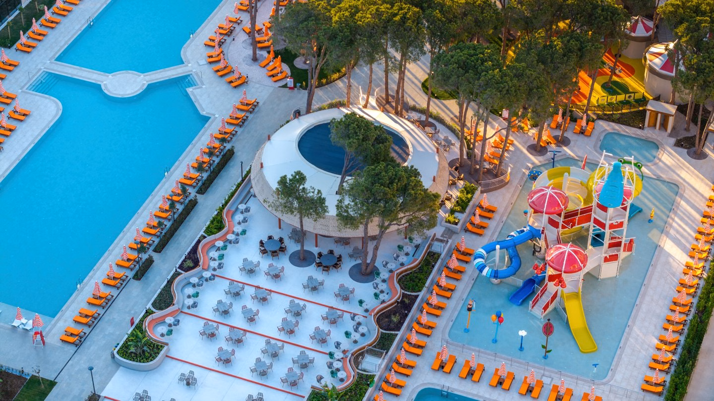 Trendy Perge Resort & Suites