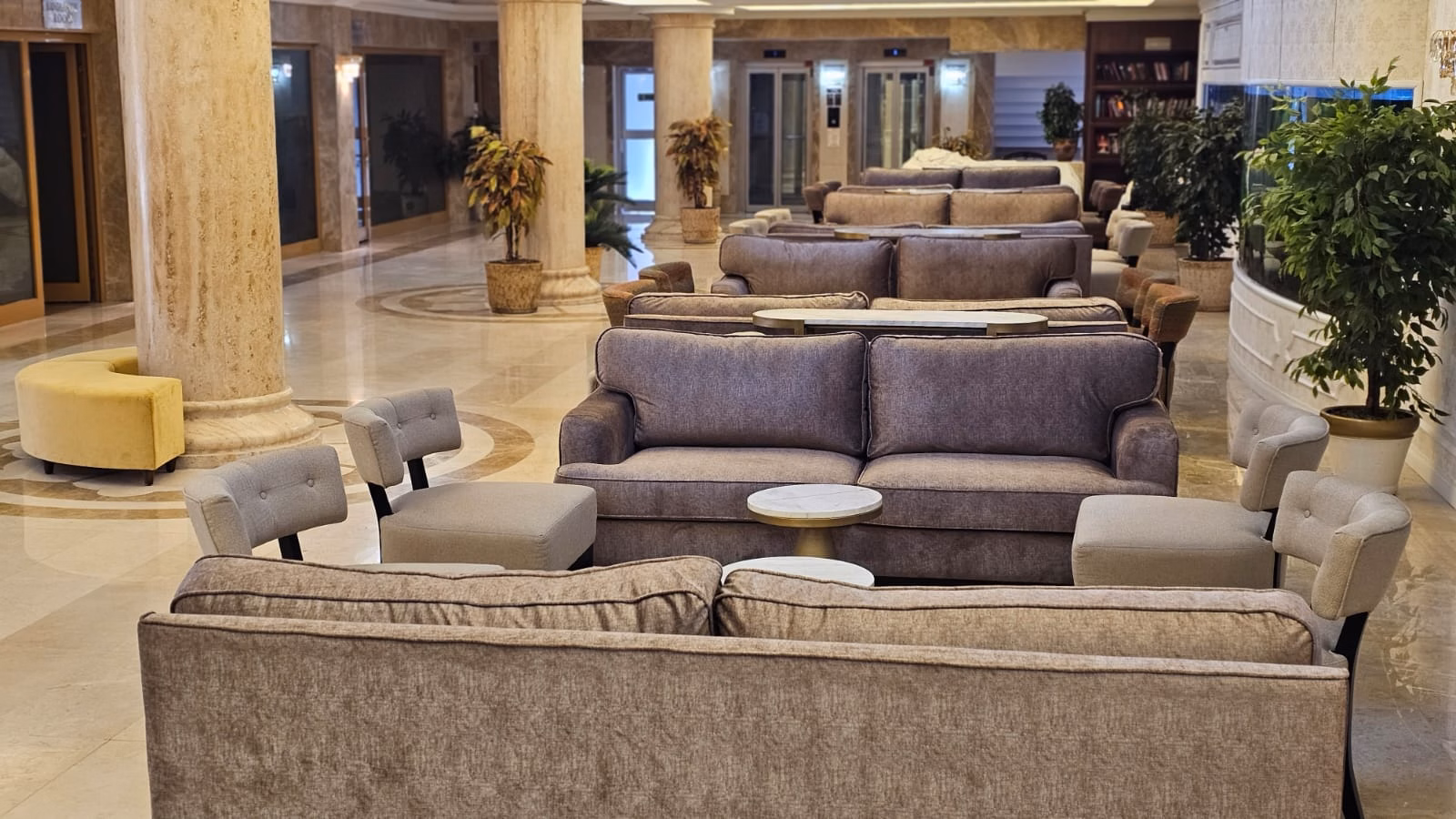 White Gold Hotel