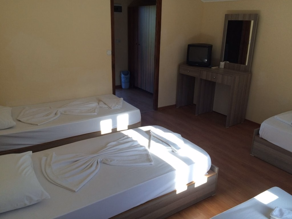 Woodline Hotel