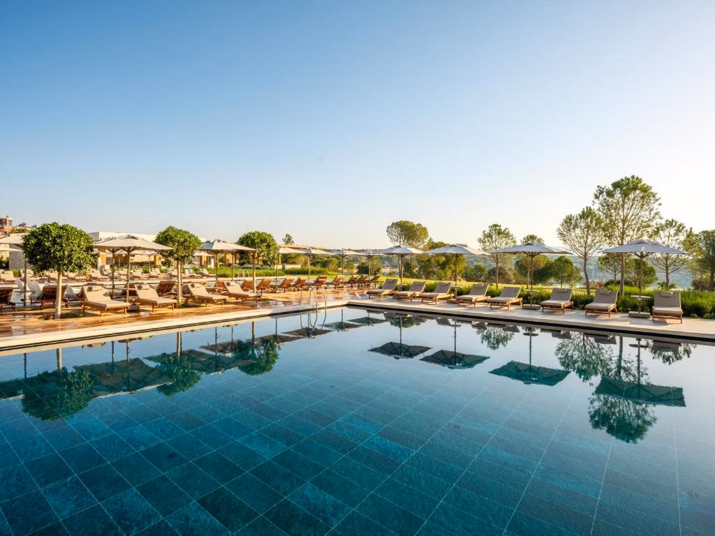 Anda Barut Collection