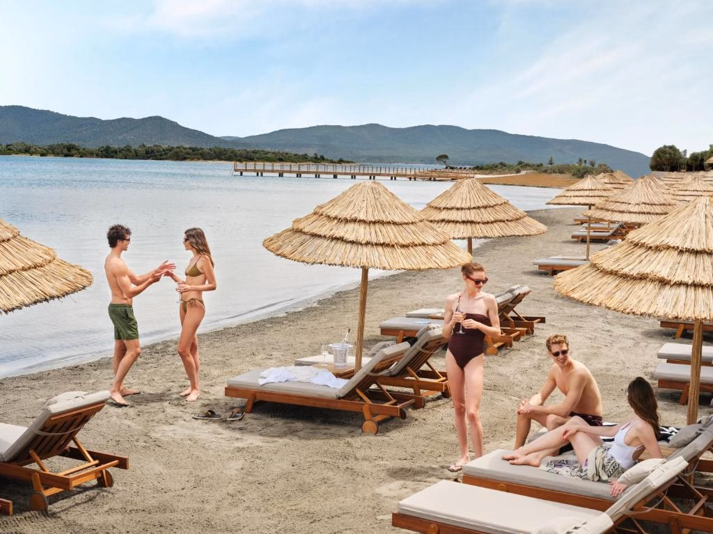 Anda Barut Collection