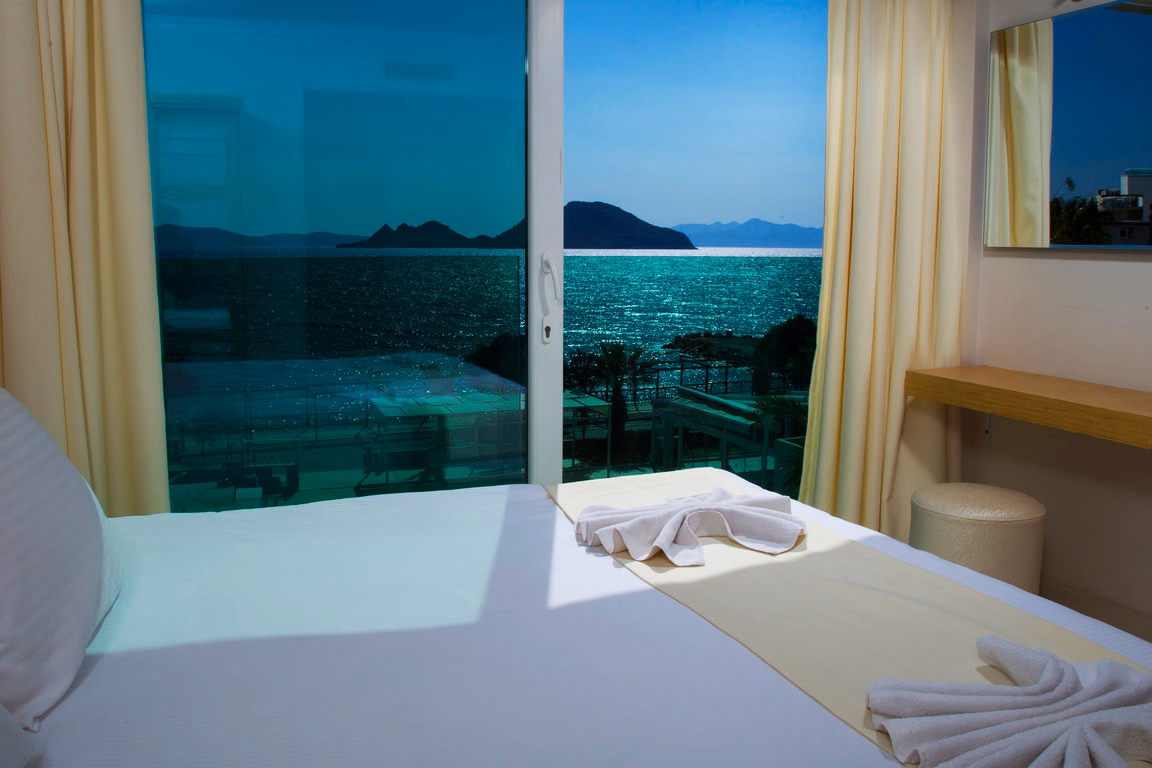 Dragut Point North Hotel