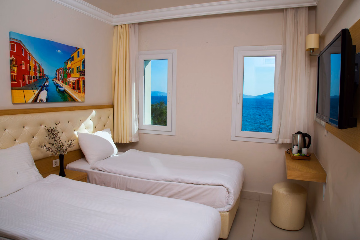 Dragut Point North Hotel