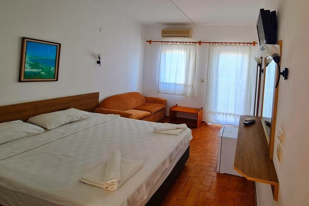 Nagi Beach Hotel