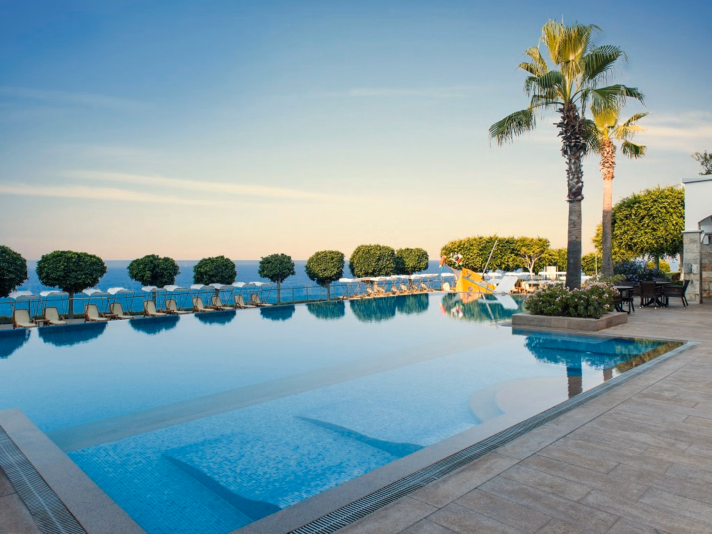 Xanadu Island Hotel
