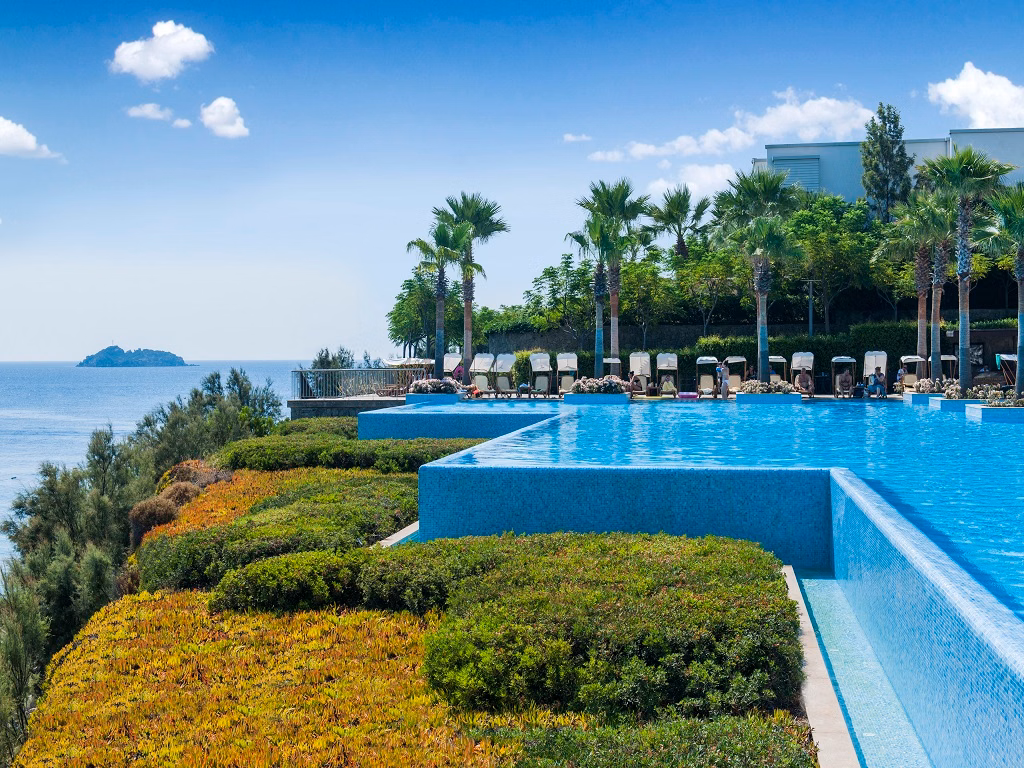 Xanadu Island Hotel