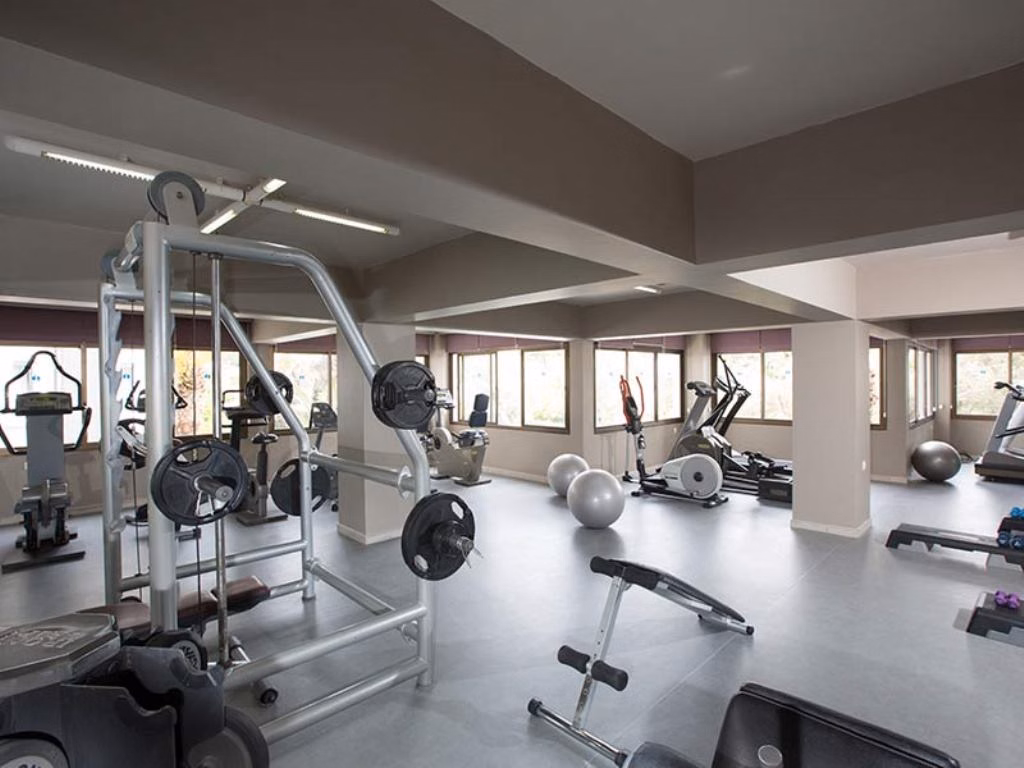 Paloma Marina Suites