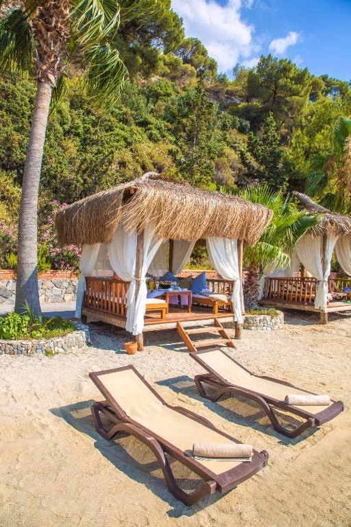 Pine Bay Holiday Resort