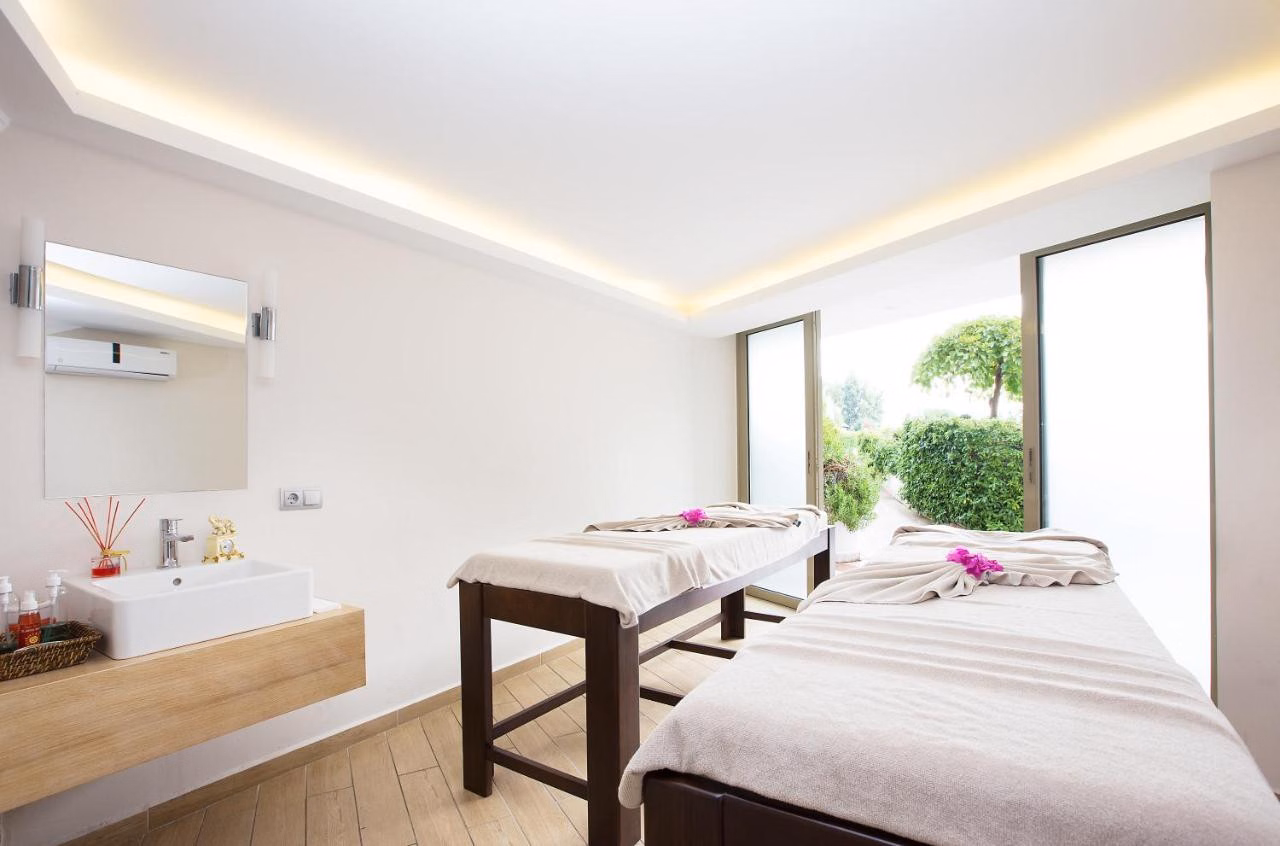 Marti La Perla Hotel - Adult Only