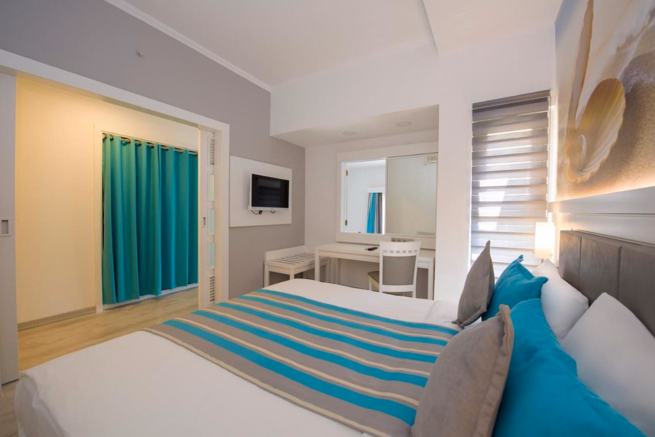TUI BLUE Tropical