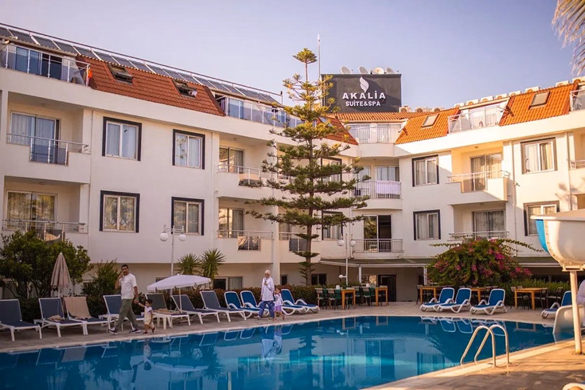 Akalia Suite Hotel & Spa