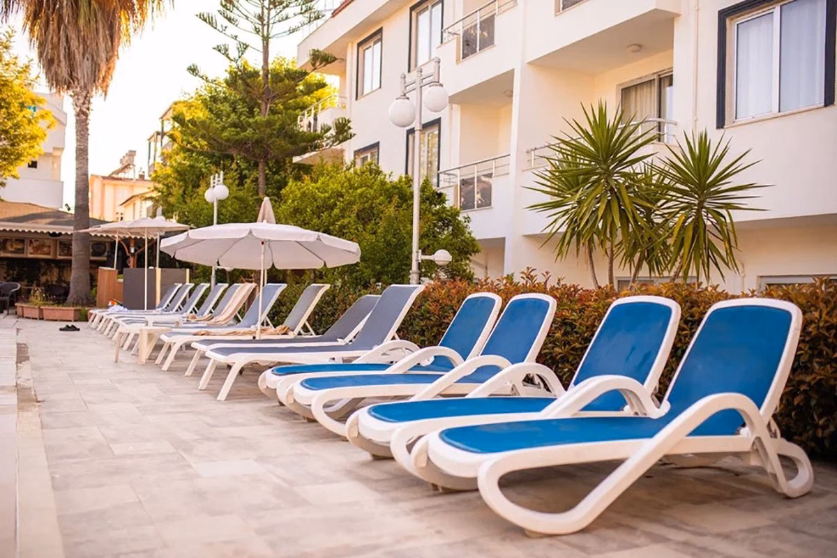 Akalia Suite Hotel & Spa