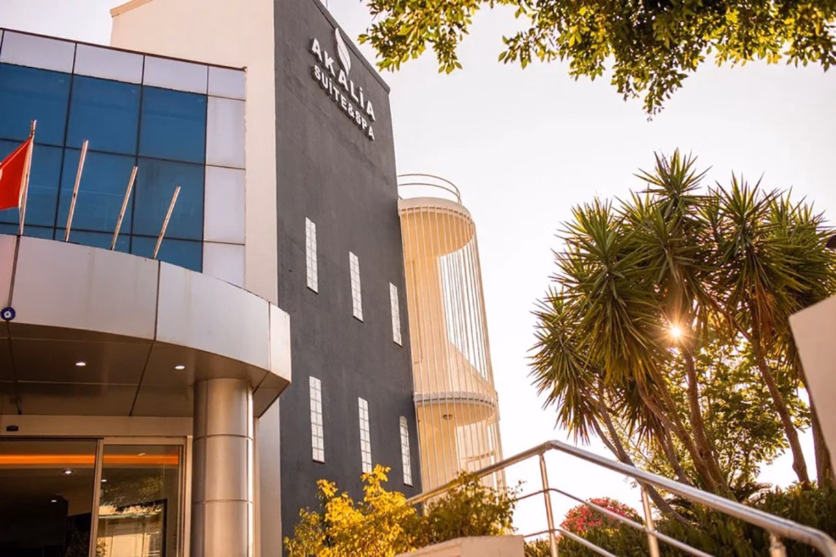 Akalia Suite Hotel & Spa