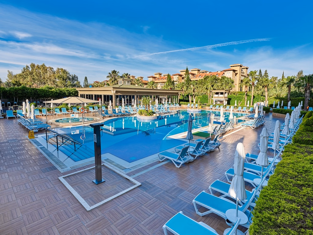 Luna Blanca Resort & Spa