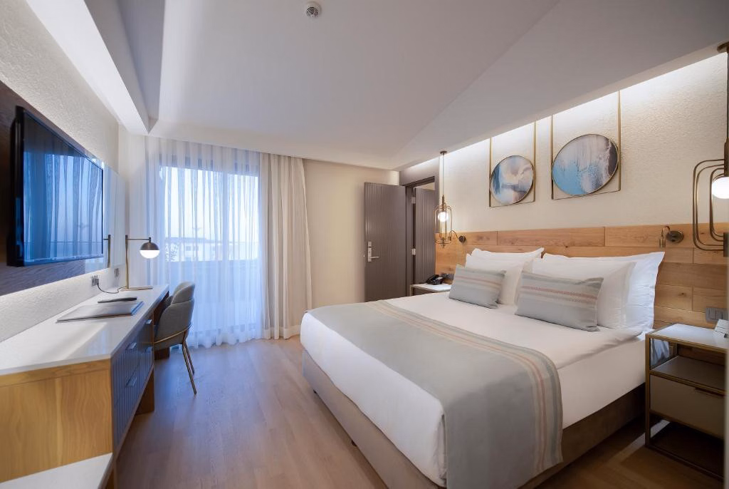 Miramare Beach Hotel