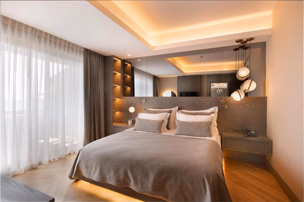 Miramare Beach Hotel