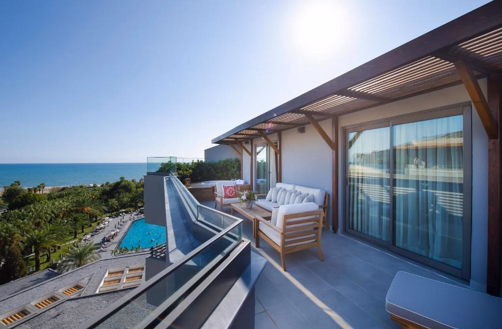 Miramare Beach Hotel